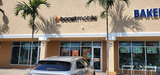 Cell Phone Store «Boost Mobile», reviews and photos, 900 N Federal Hwy #103, Hollywood, FL 33020, USA