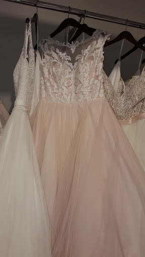 Bridal Shop «Galleria Gowns», reviews and photos, 27297 Chardon Rd, Wickliffe, OH 44092, USA