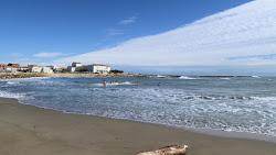 Foto di Arenes beach con baia spaziosa