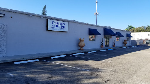 Charity «Treasures for Hope Charity Store», reviews and photos, 3540 Northlake Blvd, Palm Beach Gardens, FL 33403, USA