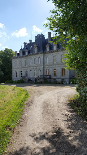 Centre équestre entrée du Château de Kernevez Saint-Pol-de-Léon