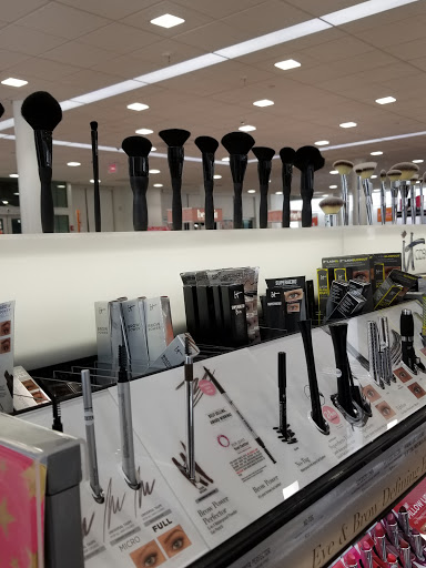 Cosmetics Store «Ulta Beauty», reviews and photos, 3735 West Chester Pike #200, Newtown Square, PA 19073, USA