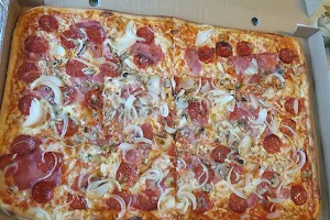 Pizza Sali image