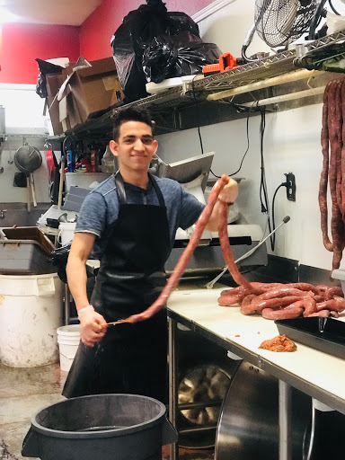 Market «Guacamole Market», reviews and photos, 1335 N Pacific Hwy # 130, Woodburn, OR 97071, USA