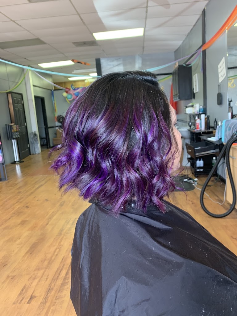 Sun Kissed Hair Salon & Tanning 35957