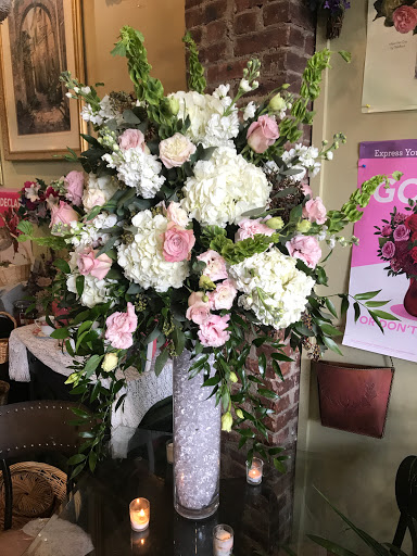 Florist «Flowers By Kelly», reviews and photos, 43 Atlantic Ave, Lynbrook, NY 11563, USA