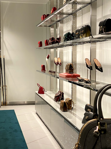 Department Store «Fashion Outlets of Chicago Nordstrom Rack», reviews and photos, 5220 Fashion Outlets Way #2325, Rosemont, IL 60018, USA