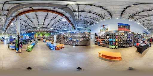 Running Store «Road Runner Sports», reviews and photos, 1120 W Broad St, Falls Church, VA 22046, USA