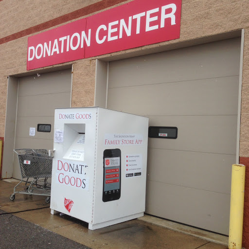 Thrift Store «The Salvation Army Family Store & Donation Center», reviews and photos