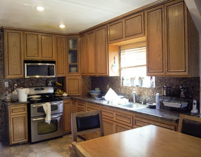 Clementes Custom Cabinets