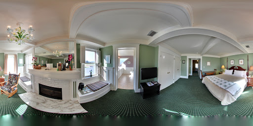 Restaurant «Hawkshead Restaurant», reviews and photos, 523 Hawks Nest Dr, South Haven, MI 49090, USA