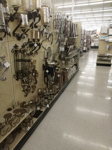 Craft Store «Hobby Lobby», reviews and photos, 2650 S I-35 Service Rd, Moore, OK 73160, USA
