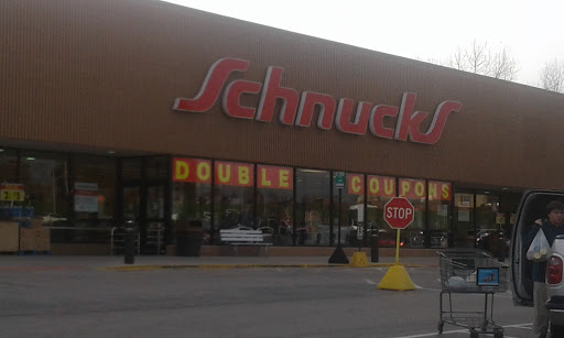 Grocery Store «Schnucks», reviews and photos, 2811 Homer Adams Pkwy, Alton, IL 62002, USA
