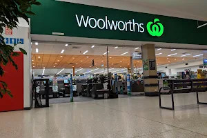 Woolworths Leanyer image