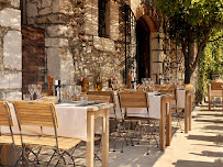 Photos du propriétaire du Restaurant Le Vieux Moulin à Saint-Paul-de-Vence - n°1