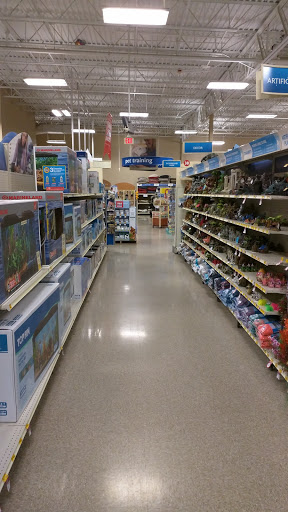 Pet Supply Store «PetSmart», reviews and photos, 2000 Clements Bridge Rd, Woodbury, NJ 08096, USA