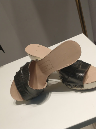 Shoe Store «Reyers Shoe Store», reviews and photos, 40 S Water Ave, Sharon, PA 16146, USA