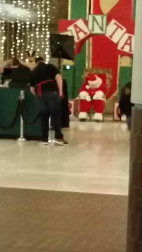 Shopping Mall «Burlington Center Mall», reviews and photos, 2501 Mt Holly Rd, Burlington, NJ 08016, USA