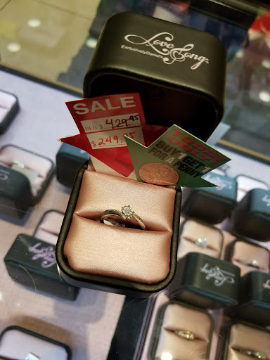 Shopping Mall «Vintage Faire Mall», reviews and photos, 3401 Dale Rd #483, Modesto, CA 95356, USA