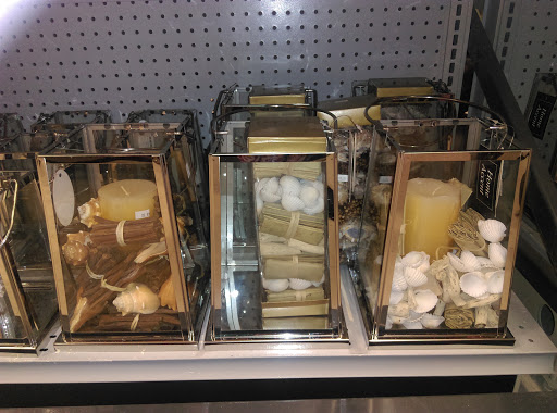 Furniture Store «BT Furnishings», reviews and photos, 1300 Custer Rd, Plano, TX 75075, USA