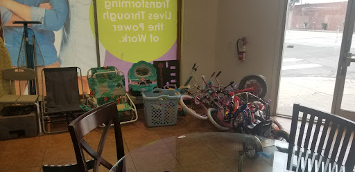 Thrift Store «Goodwill - Santa Monica», reviews and photos