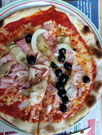 Plats et boissons du Pizzeria Pizza Casa à Livarot-Pays-d'Auge - n°1