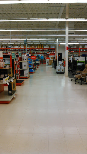 Office Supply Store «Staples», reviews and photos, 601 Troy Schenectady Rd, Latham, NY 12110, USA