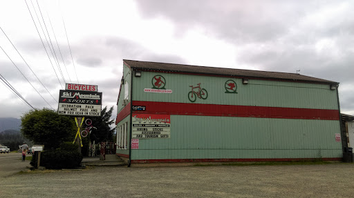 Sporting Goods Store «Enumclaw Ski & Mountain Sports», reviews and photos, 240 Roosevelt E., Enumclaw, WA 98022, USA