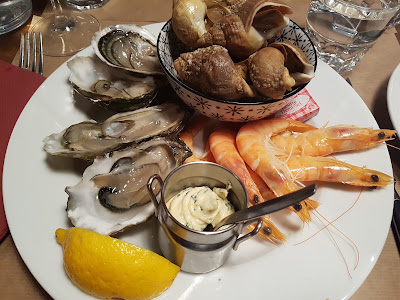 Le Pas Sage Du Marché à La Flotte