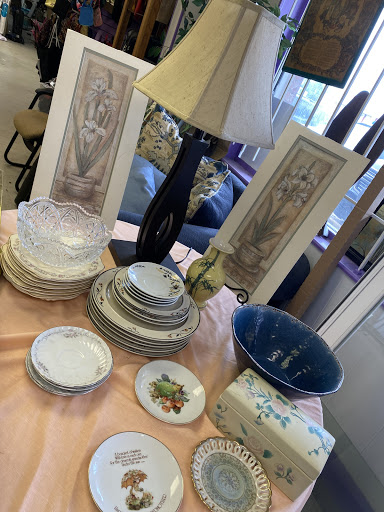 Thrift Store «FamilyTime Thrift Shop», reviews and photos, 23874 TX-494 Loop, Porter, TX 77365, USA