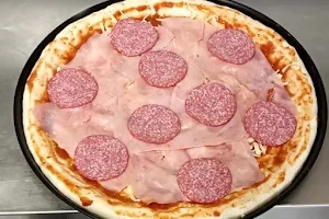 Pizza Musti image