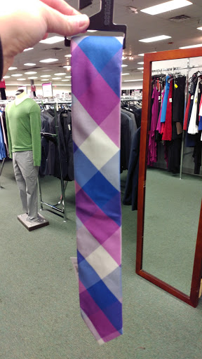 Discount Store «Discount Fashion Warehouse Dublin», reviews and photos, 6599 Dublin Center Dr, Dublin, OH 43017, USA