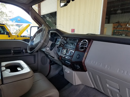 Used Car Dealer «Universal Auto Sales of Plant City», reviews and photos, 611 S Alexander St, Plant City, FL 33563, USA