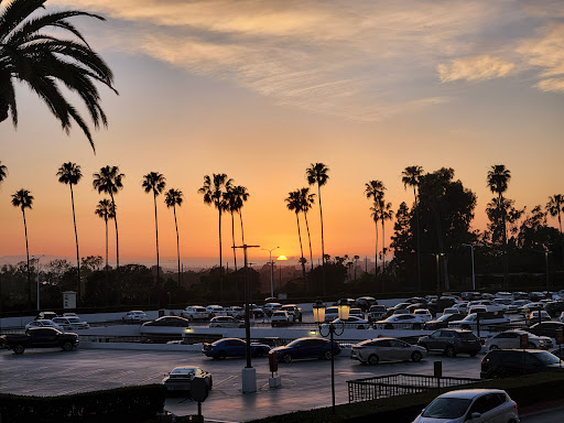 Shopping Mall «Fashion Island», reviews and photos, 401 Newport Center Dr, Newport Beach, CA 92660, USA