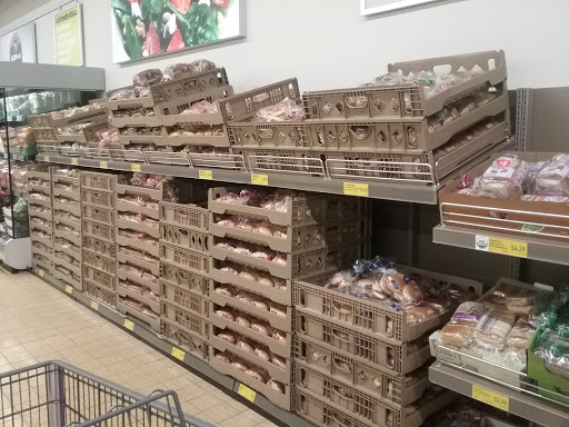 Supermarket «ALDI», reviews and photos, 6555 S Pennsylvania Ave, Lansing, MI 48911, USA