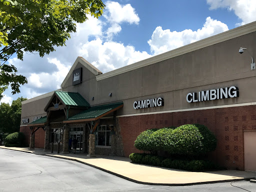 Camping Store «REI», reviews and photos, 1165 Perimeter Center W #200, Atlanta, GA 30338, USA