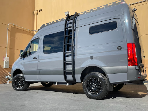 Mercedes Benz Dealer «Mercedes-Benz of Salem», reviews and photos, 2405 Commercial St SE, Salem, OR 97302, USA