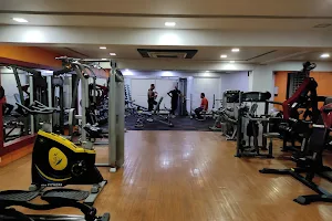 T WORLD Gym image