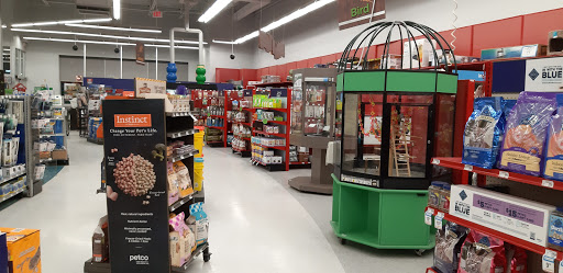 Pet Supply Store «Petco Animal Supplies», reviews and photos, 4401 Transit Rd #600, Williamsville, NY 14221, USA