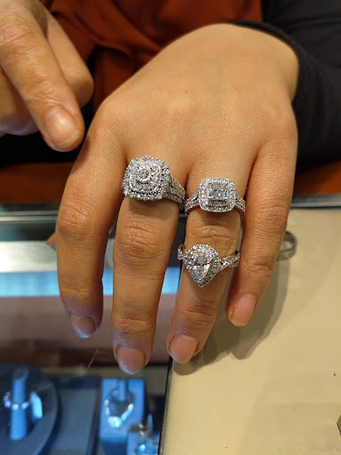 Jewelry Store «Zales - The Diamond Store», reviews and photos, 439 86th St, Brooklyn, NY 11209, USA