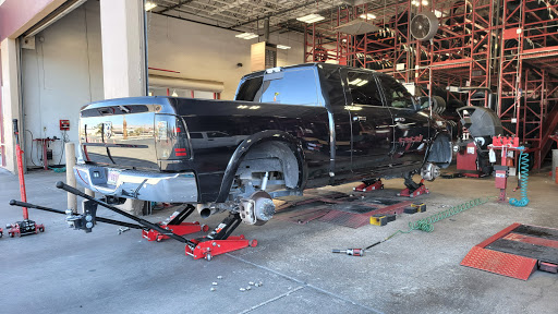 Tire Shop «Discount Tire Store - Las Vegas, NV», reviews and photos, 4431 N Rancho Dr, Las Vegas, NV 89130, USA