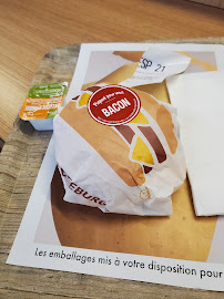 Aliment-réconfort du Restaurant de hamburgers McDonald's à Paris - n°14