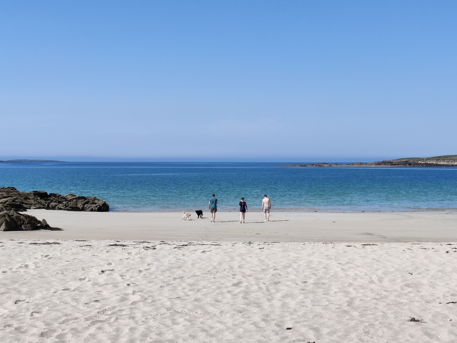 Fountaihill Beach的照片 带有宽敞的海岸