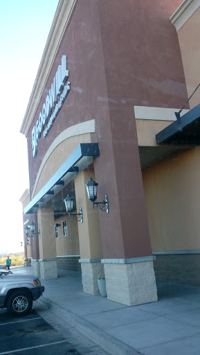Thrift Store «Yuma Frontage Goodwill Retail Store & Donation Center», reviews and photos