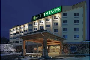 La Quinta Inn & Suites by Wyndham Butte image