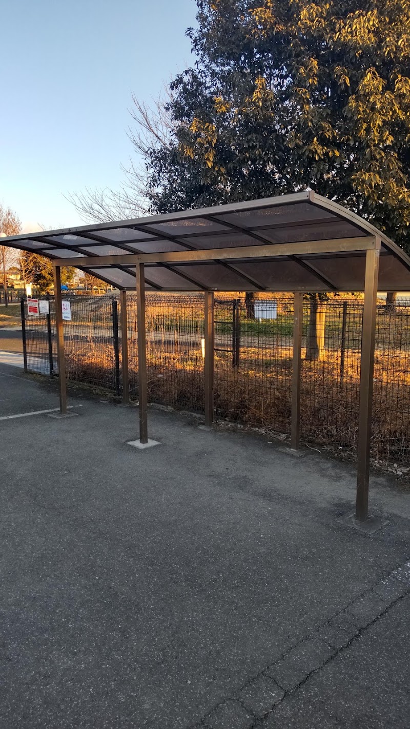 生品コミュニティ運動公園 駐車場