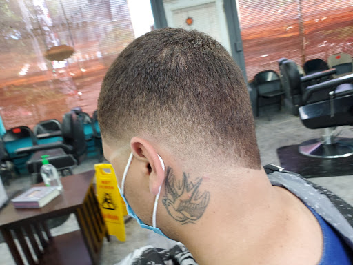 Barber Shop «Los Bambinos Barbershop», reviews and photos, 428 New Britain Ave, Hartford, CT 06106, USA