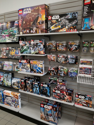 Toy Store «Bricks & Minifigs Salem-Keizer», reviews and photos, 3670 River Rd N, Keizer, OR 97303, USA