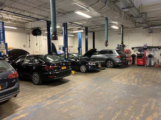Auto Repair Shop «Lash Auto Group Service», reviews and photos, 410 Saw Mill River Rd, Elmsford, NY 10523, USA