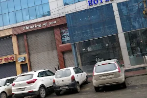 M S Shopping Mall image